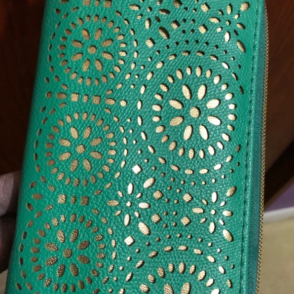 Wallet - Picture 3 of 3